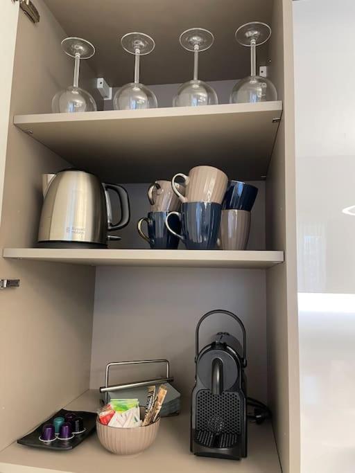 Queen Verona Luxury Apartment المظهر الخارجي الصورة