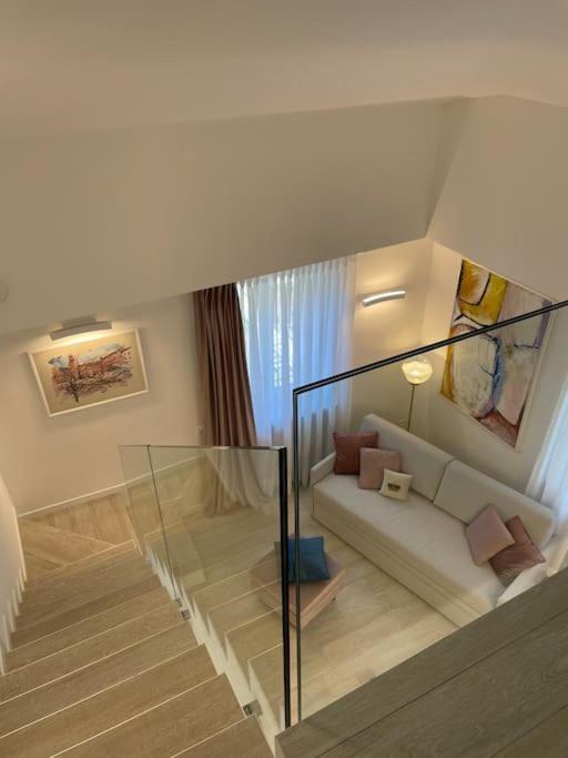 Queen Verona Luxury Apartment المظهر الخارجي الصورة