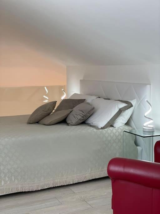 Queen Verona Luxury Apartment المظهر الخارجي الصورة
